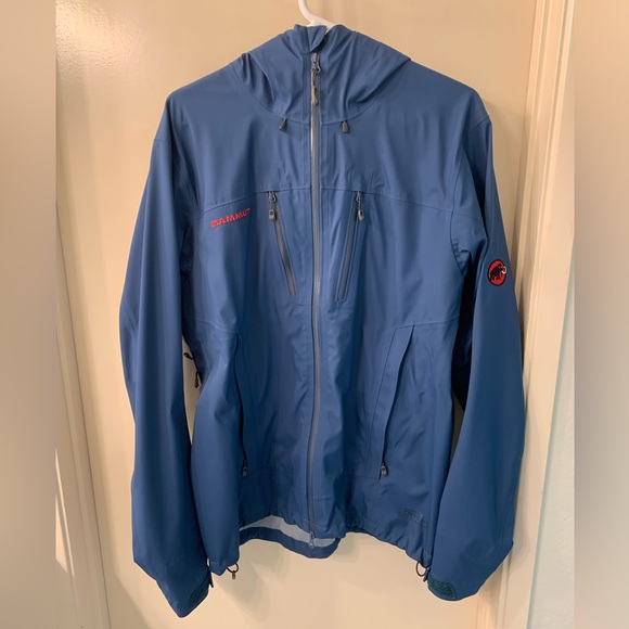 Mammut Softshell Rain Jacket in Medium - Blue - Picture 1 of 4